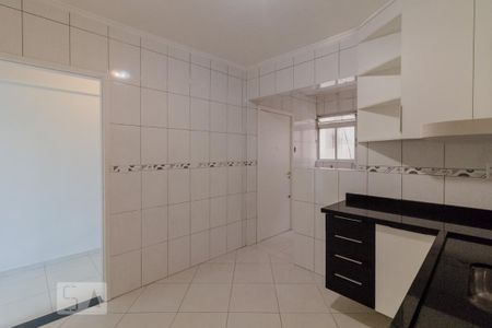 Cozinha de apartamento para alugar com 2 quartos, 79m² em Vila Valparaíso, Santo André