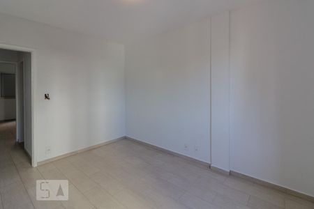 Quarto 01 de apartamento para alugar com 2 quartos, 79m² em Vila Valparaíso, Santo André