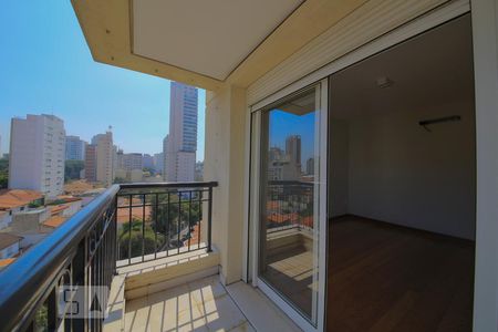 Apartamento à venda com 215m², 3 quartos e 4 vagas Apartamento à venda com 215m², 3 quartos e 4 vagasVaranda e Vista Suite 3