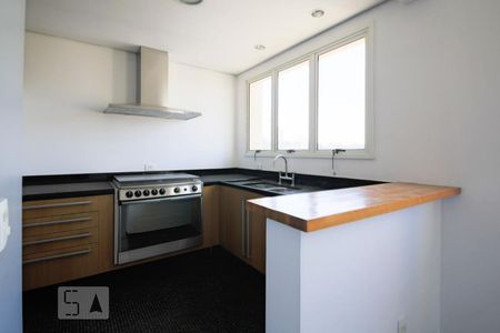 Apartamento à venda com 215m², 3 quartos e 4 vagas Apartamento à venda com 215m², 3 quartos e 4 vagasCozinha