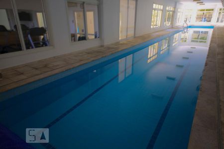 Apartamento à venda com 215m², 3 quartos e 4 vagas Apartamento à venda com 215m², 3 quartos e 4 vagasPiscina Aquecida