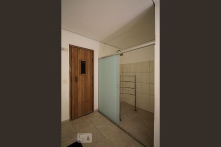 Apartamento à venda com 215m², 3 quartos e 4 vagas Apartamento à venda com 215m², 3 quartos e 4 vagasSauna