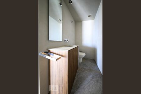 Apartamento à venda com 215m², 3 quartos e 4 vagas Apartamento à venda com 215m², 3 quartos e 4 vagasLavabo