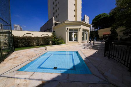 Apartamento à venda com 215m², 3 quartos e 4 vagas Apartamento à venda com 215m², 3 quartos e 4 vagasPiscina Infantil