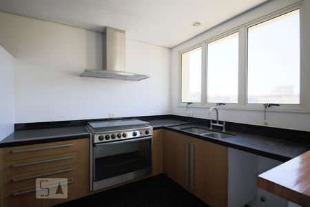 Apartamento à venda com 215m², 3 quartos e 4 vagas Apartamento à venda com 215m², 3 quartos e 4 vagasCozinha
