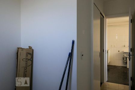 Apartamento à venda com 215m², 3 quartos e 4 vagas Apartamento à venda com 215m², 3 quartos e 4 vagasQuarto de Serviço