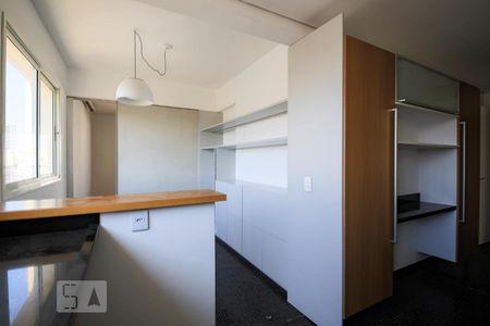 Apartamento à venda com 215m², 3 quartos e 4 vagas Apartamento à venda com 215m², 3 quartos e 4 vagasCozinha