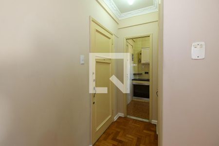 Entrada de apartamento para alugar com 1 quarto, 50m² em Grajaú, Rio de Janeiro