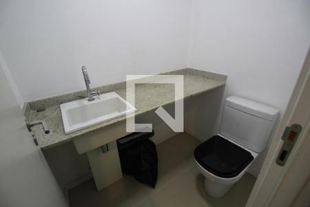 Lavabo de apartamento para alugar com 2 quartos, 114m² em Jacarepaguá, Rio de Janeiro