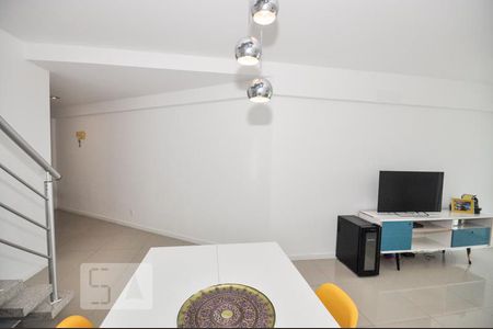 Sala de apartamento para alugar com 2 quartos, 114m² em Jacarepaguá, Rio de Janeiro