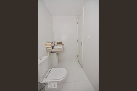 Apartamento para alugar com 114m², 2 quartos e 1 vagaSuíte 1 - Banheiro