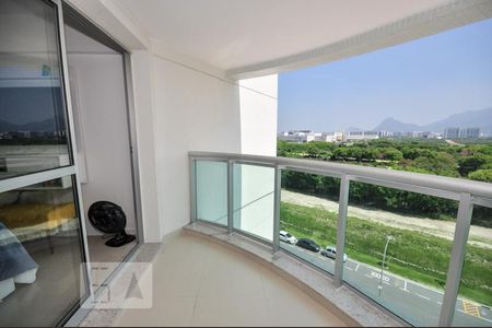 Apartamento para alugar com 114m², 2 quartos e 1 vagaSuíte 2 - Varanda