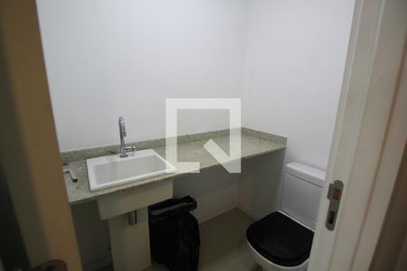 Lavabo de apartamento para alugar com 2 quartos, 114m² em Jacarepaguá, Rio de Janeiro