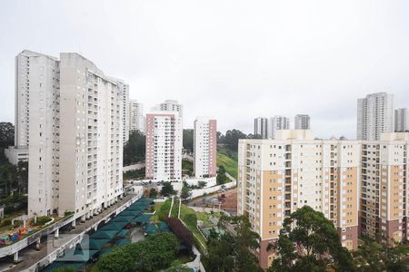 Vista de apartamento à venda com 2 quartos, 49m² em Parque Reboucas, São Paulo