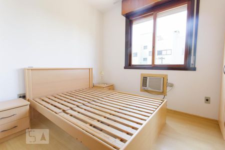 Quarto de apartamento à venda com 1 quarto, 49m² em Partenon, Porto Alegre