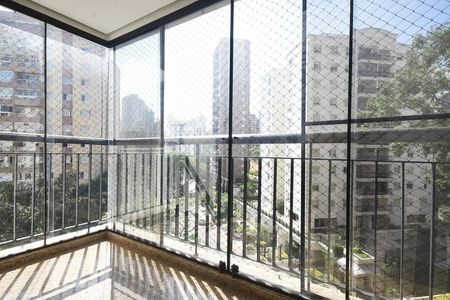 Varanda de apartamento para alugar com 4 quartos, 110m² em Vila Suzana, São Paulo