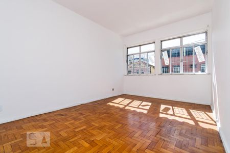 Sala de apartamento para alugar com 1 quarto, 70m² em Ramos, Rio de Janeiro