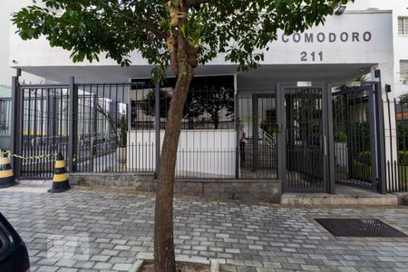 Apartamento para alugar com 57m², 2 quartos e 1 vagaFachada