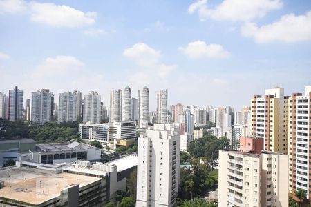 Apartamento para alugar com 79m², 2 quartos e 2 vagasVista