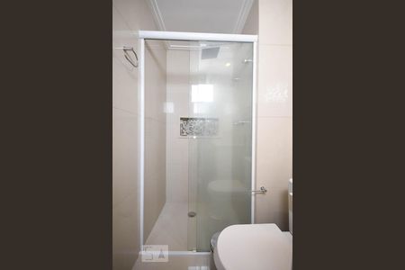 Apartamento para alugar com 79m², 2 quartos e 2 vagasDetalhe do banheiro suíte 2