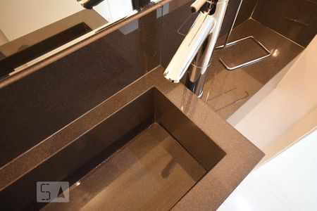 Apartamento para alugar com 79m², 2 quartos e 2 vagasDetalhe do lavabo