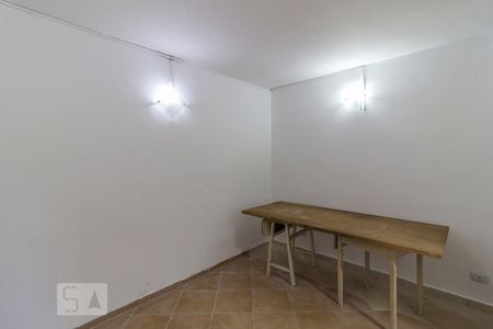 Casa para alugar com 160m², 4 quartos e 1 vagaEdicula
