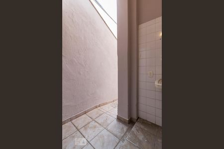 Casa para alugar com 160m², 4 quartos e 1 vagaÁrea de serviço