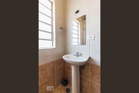 Casa para alugar com 160m², 4 quartos e 1 vagaBanheiro cozinha