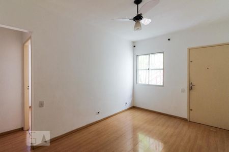 Apartamento para alugar com 55m², 2 quartos e 2 vagasSala