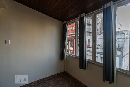 Quarto 1 de apartamento para alugar com 2 quartos, 50m² em Centro Histórico, Porto Alegre