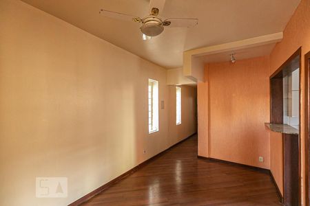 Sala de apartamento para alugar com 2 quartos, 50m² em Centro Histórico, Porto Alegre