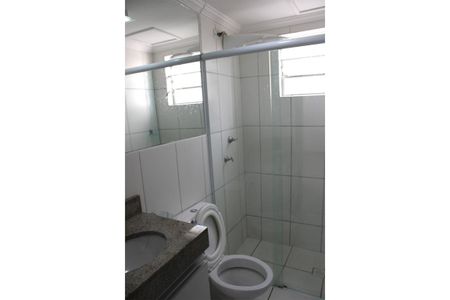 Banheiro de apartamento à venda com 2 quartos, 45m² em Vila Carminha, Campinas