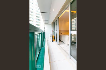 Apartamento para alugar com 37m², 1 quarto e 1 vagaVARANDA