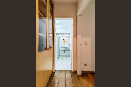 Apartamento para alugar com 149m², 3 quartos e 2 vagas Apartamento para alugar com 149m², 3 quartos e 2 vagasSuíte 2