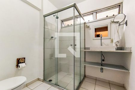 Apartamento para alugar com 149m², 3 quartos e 2 vagas Apartamento para alugar com 149m², 3 quartos e 2 vagasBanheiro da Suíte 1