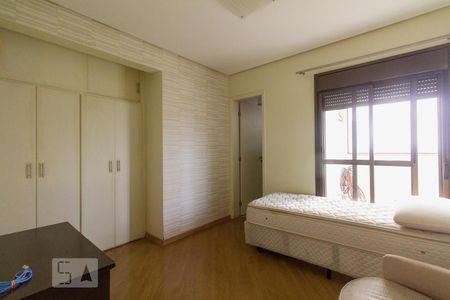 Apartamento para alugar com 300m², 3 quartos e 4 vagas Apartamento para alugar com 300m², 3 quartos e 4 vagasQuarto 1