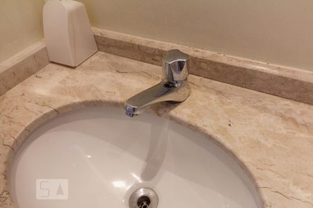 Apartamento para alugar com 300m², 3 quartos e 4 vagas Apartamento para alugar com 300m², 3 quartos e 4 vagasLavabo