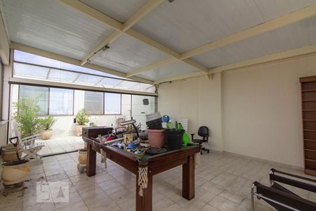 Apartamento para alugar com 300m², 3 quartos e 4 vagas Apartamento para alugar com 300m², 3 quartos e 4 vagasÁrea Terceiro Piso