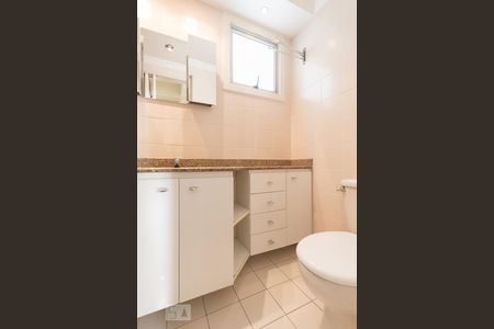 Banheiro  de apartamento para alugar com 3 quartos, 68m² em Ipiranga, São Paulo