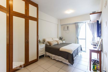 Suíte de apartamento para alugar com 2 quartos, 115m² em Barra da Tijuca, Rio de Janeiro