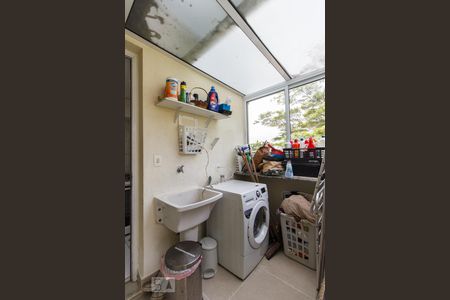 Apartamento para alugar com 115m², 2 quartos e 1 vagaÁrea de Serviço