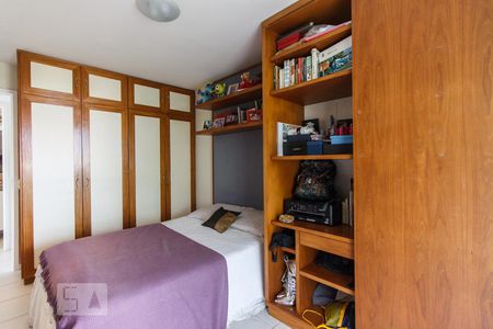Apartamento para alugar com 115m², 2 quartos e 1 vagaQuarto