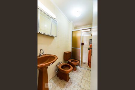 Banheiro de apartamento à venda com 4 quartos, 96m² em Vila Itapura, Campinas