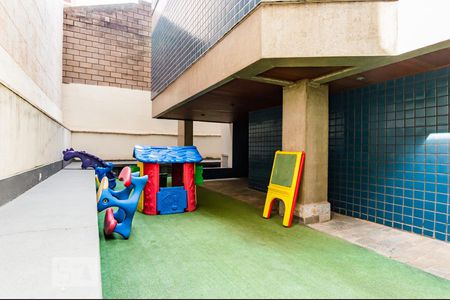 Apartamento à venda com 96m², 4 quartos e 1 vaga Apartamento à venda com 96m², 4 quartos e 1 vagaÁrea Comum - Playground