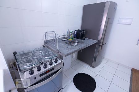 Cozinha de apartamento à venda com 1 quarto, 33m² em Água Branca, São Paulo