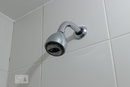 Banheiro de kitnet/studio para alugar com 1 quarto, 50m² em Cidade Monções, São Paulo