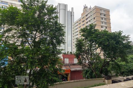 Vista de kitnet/studio para alugar com 1 quarto, 50m² em Cidade Monções, São Paulo
