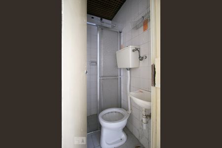 Apartamento à venda com 80m², 3 quartos e 1 vaga Apartamento à venda com 80m², 3 quartos e 1 vagaBanheiro de serviço