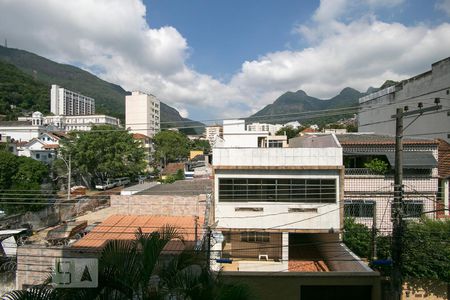 Vista sala de apartamento à venda com 3 quartos, 80m² em Tijuca, Rio de Janeiro