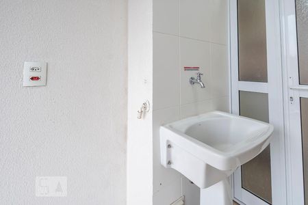 Apartamento para alugar com 65m², 2 quartos e sem vaga Apartamento para alugar com 65m², 2 quartos e sem vagaÁrea de serviço